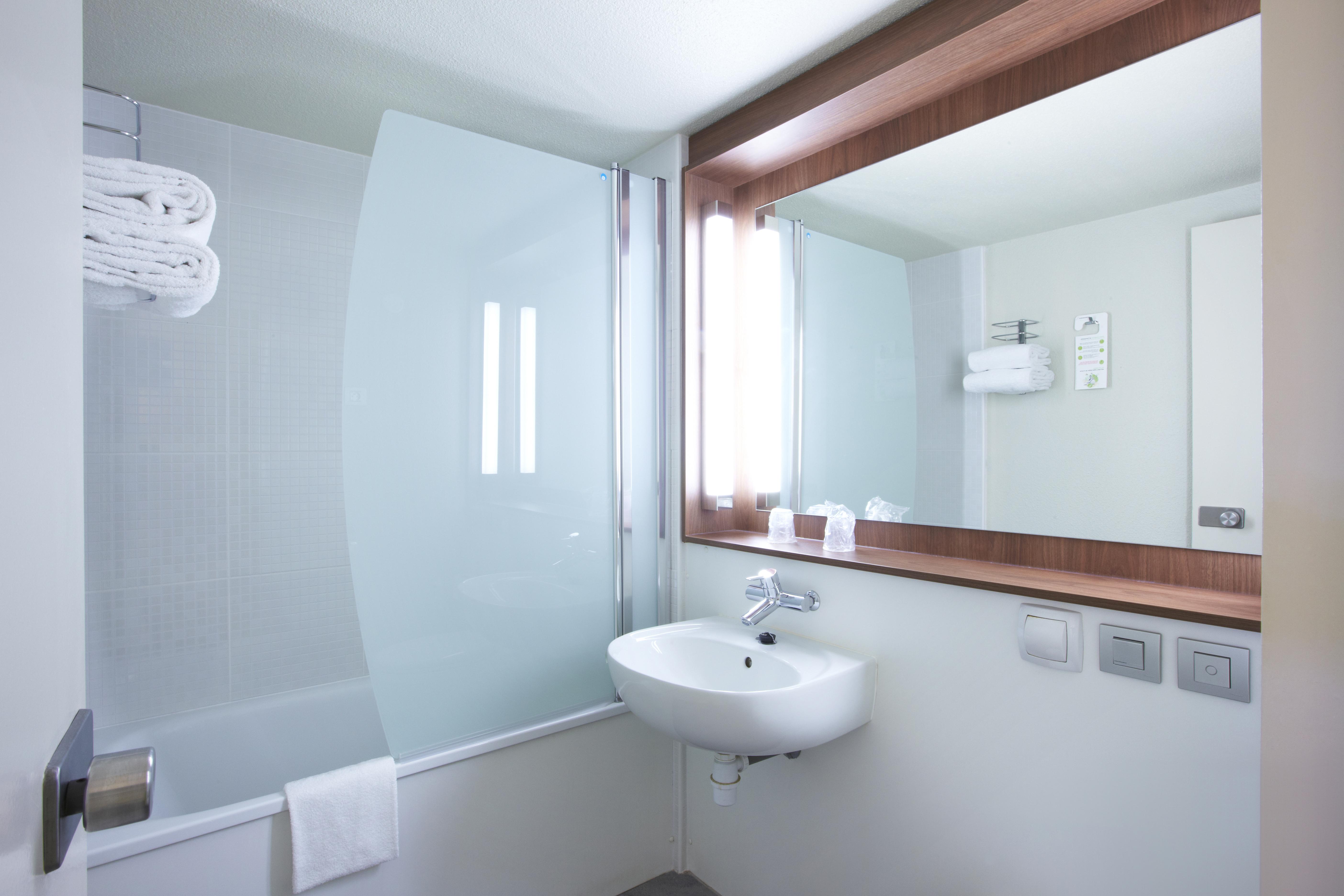 Campanile Hotel 3*